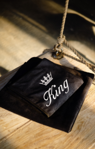 Ręcznik szybkoschnący na siłownię 100x50 cm King/Queen z koroną 